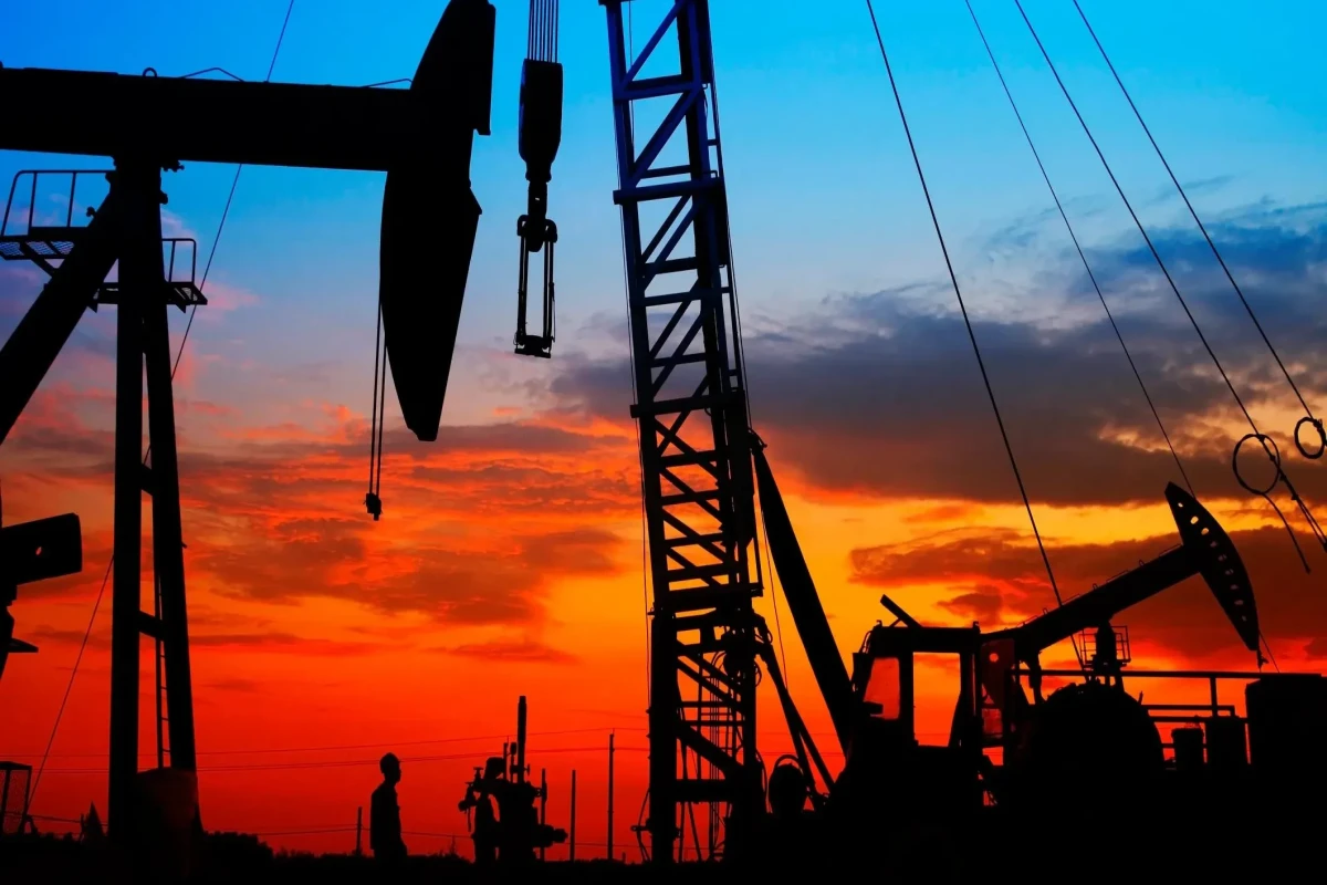 Oil eases as weaker demand outlook returns to focus