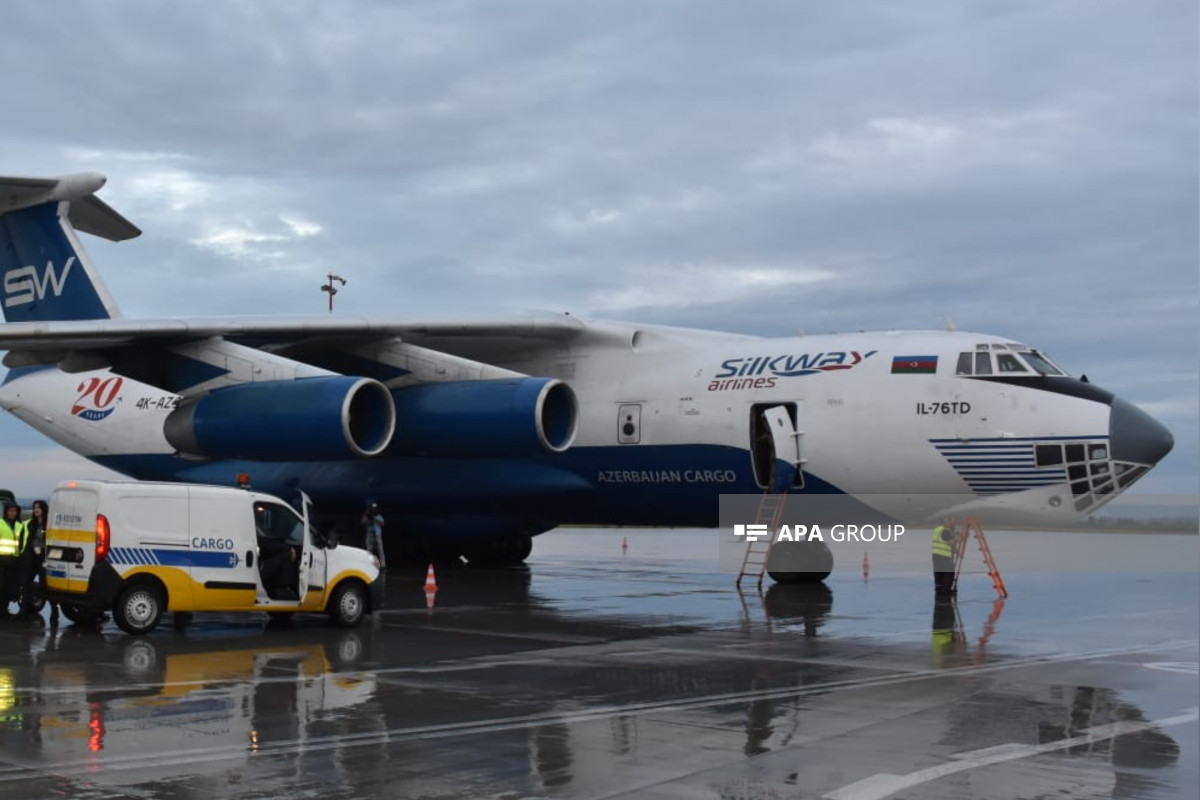 Azerbaijan delivered another batch of humanitarian aid to Ukraine-PHOTO 