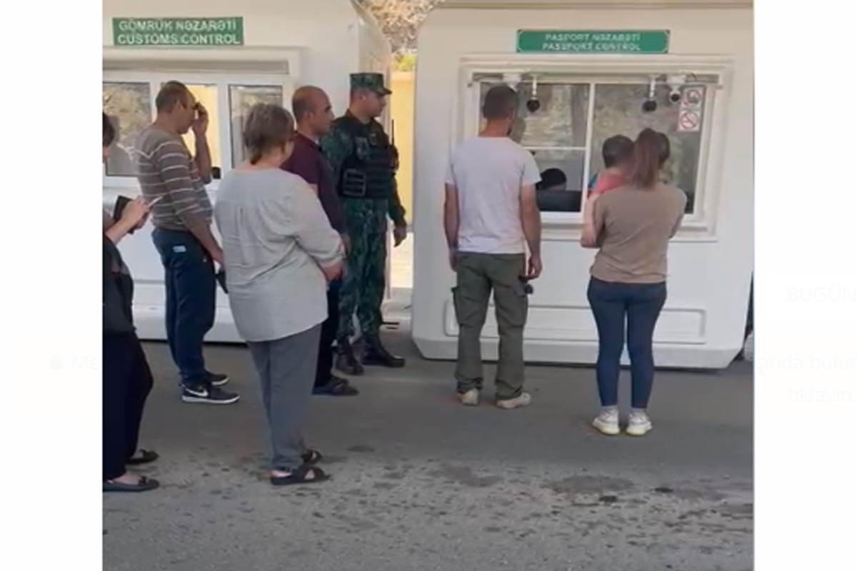 Armenian residents of Karabakh move unimpededly in Khankandi-Gorus direction