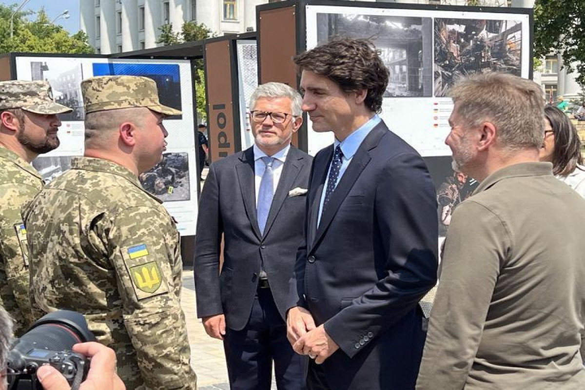 Canada's PM Trudeau meets Ukraine's President Zelenskyy on surprise trip to Kyiv-PHOTO 