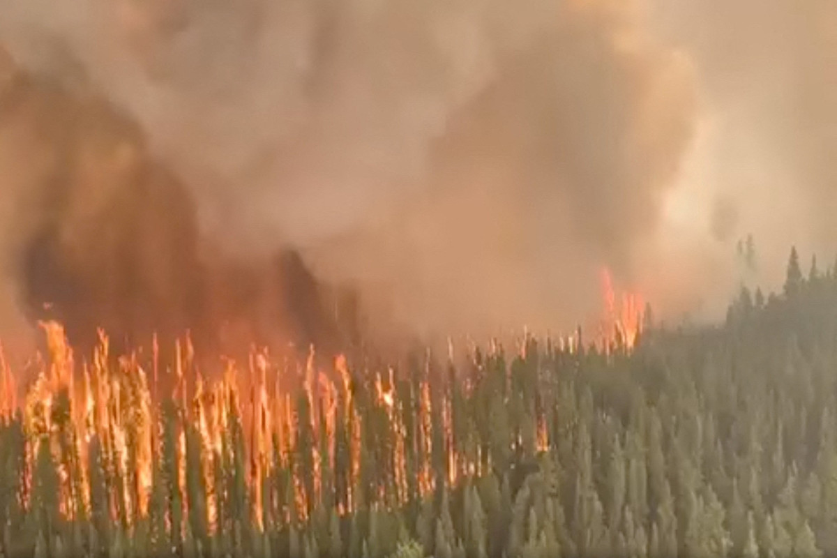 Firefighters make progress, bring some Quebec wildfires under control