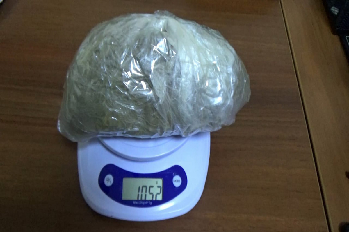3 kg of heroin and opium seized from a person who belongs to network of an Iranian drug dealer