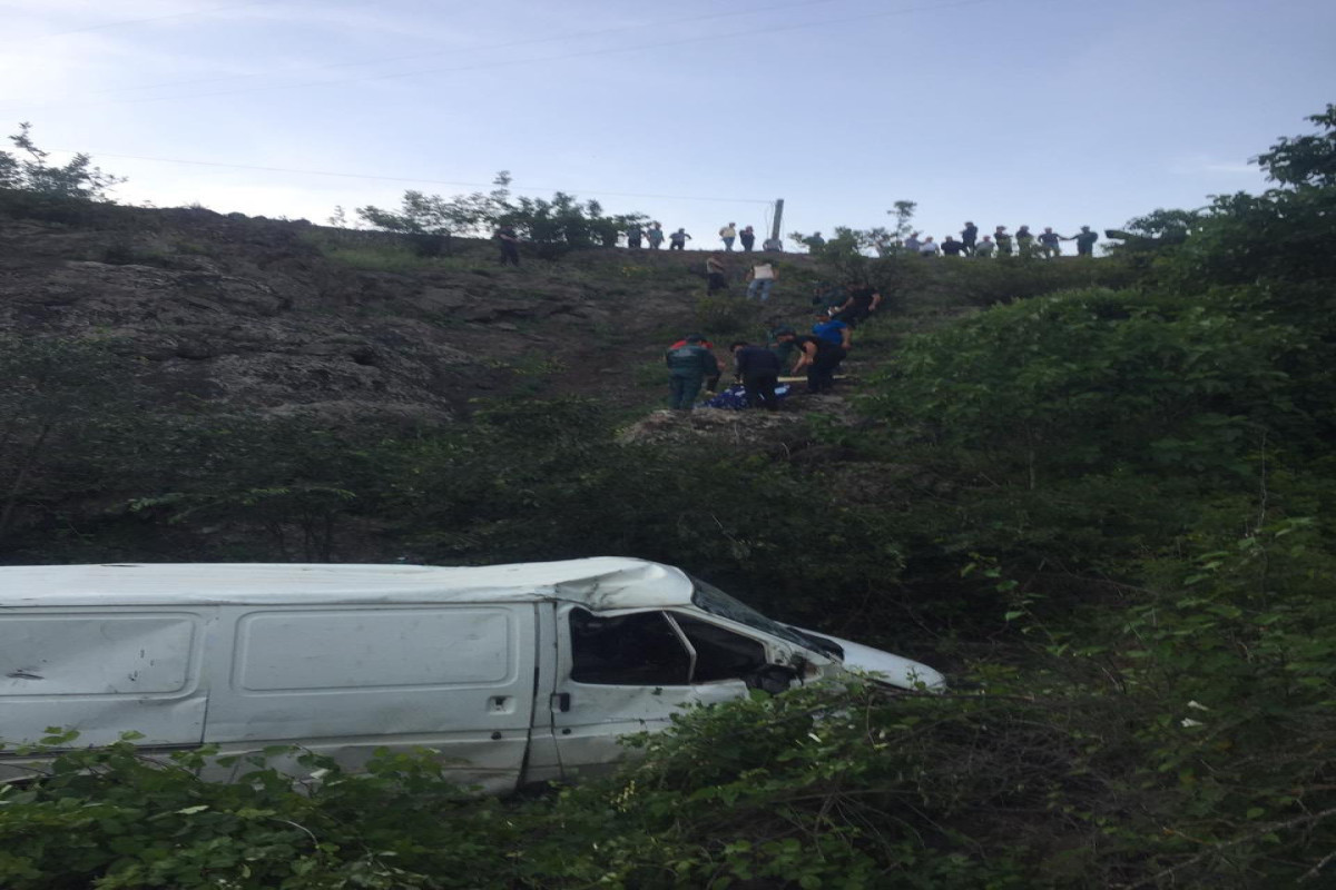2 off-duty servicemen killed in single-vehicle accident