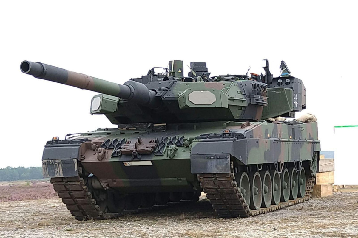 Russian military seized several Ukrainian Leopard tanks and Bradley infantry fighting vehicles