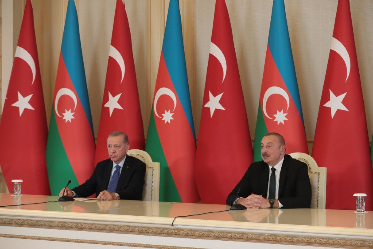 President Ilham Aliyev: Azerbaijani Army is developing on basis of Turkish model