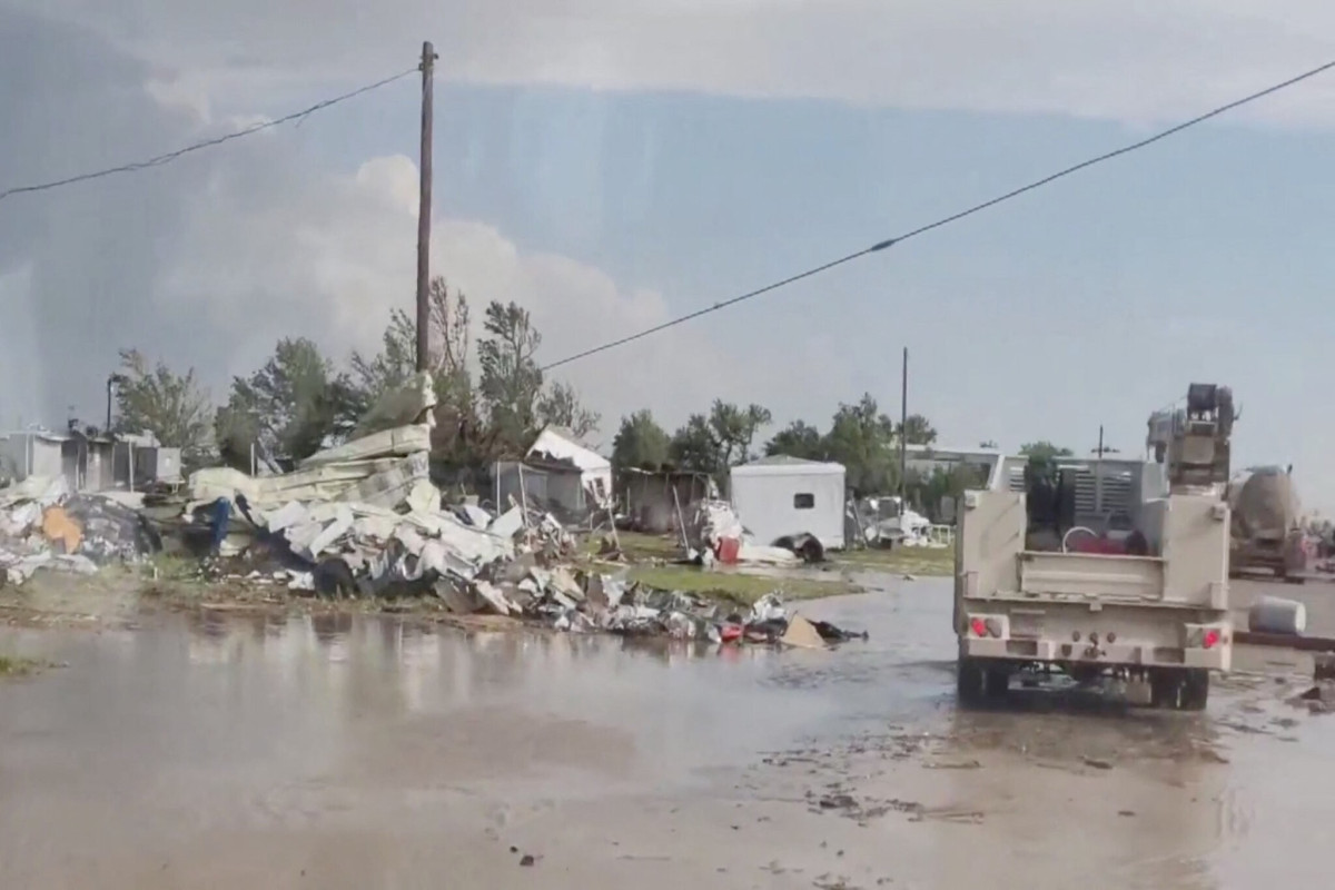 3 dead, over 75 injured as tornado rips through Texas town