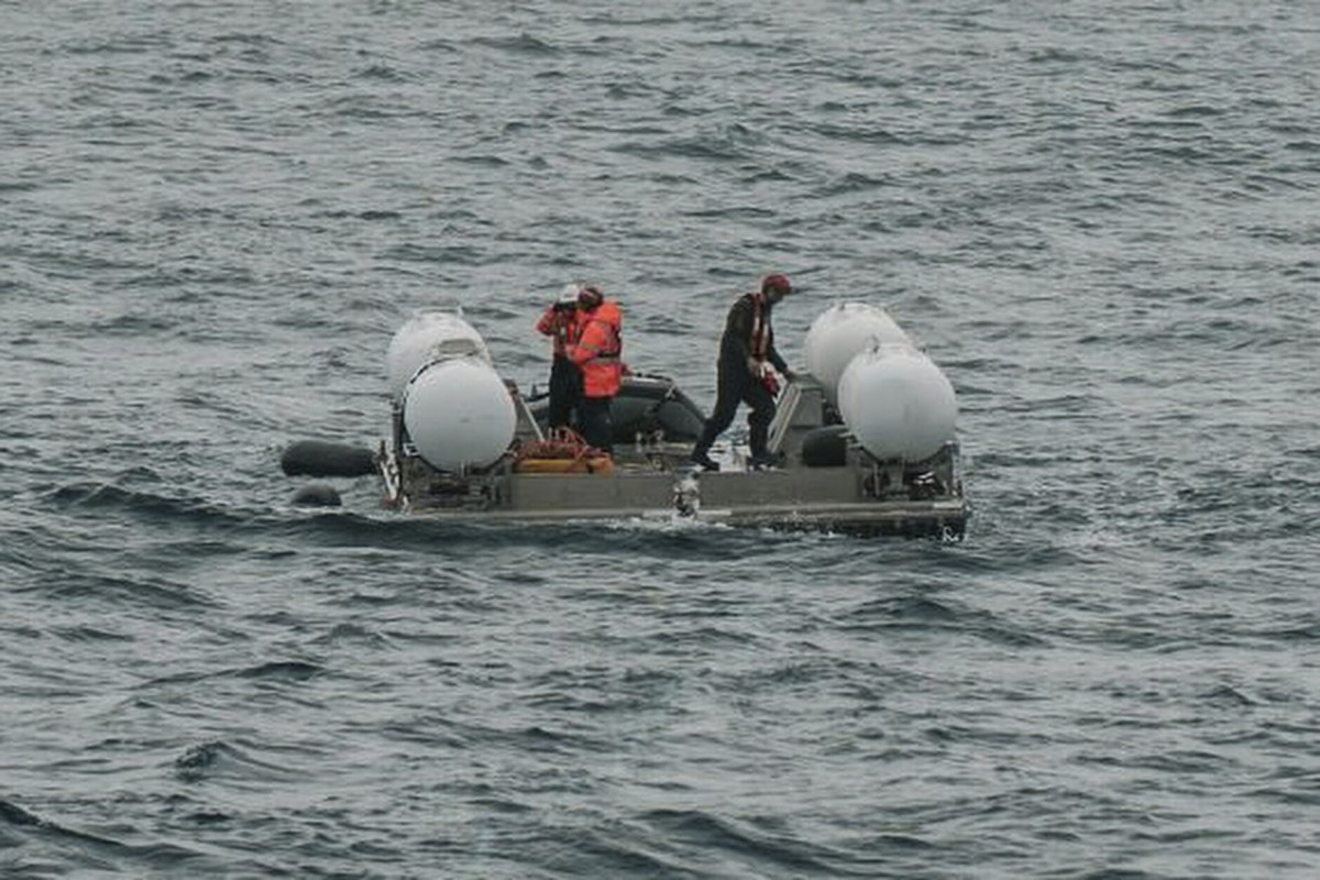 Rescuers cover 10,000 square miles searching for missing submersible in Atlantic