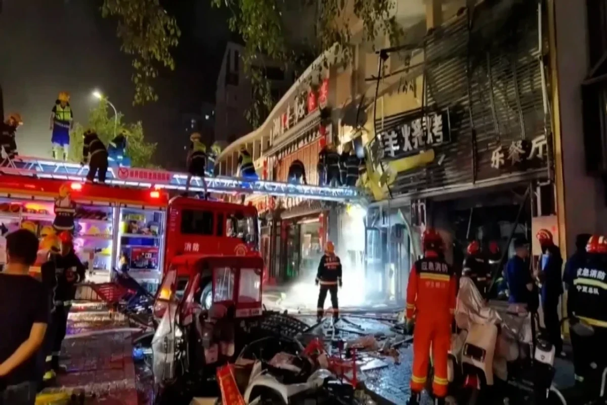 31 lost lives after gas explosion at barbecue restaurant in China