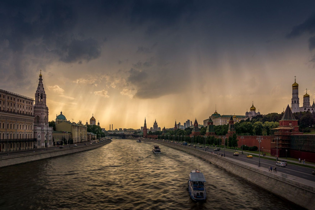 Moskva River temporarily closed to vessel traffic