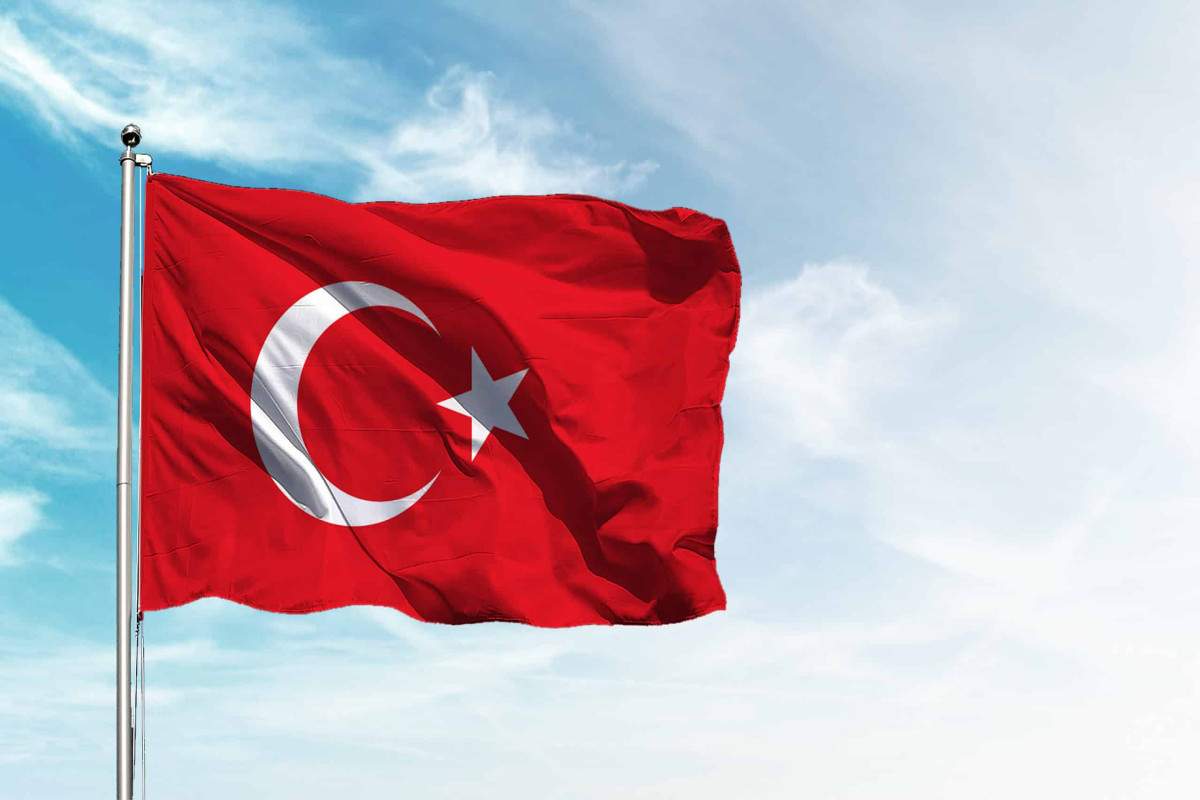 AKP to start work on Turkiye's new constitution this fall