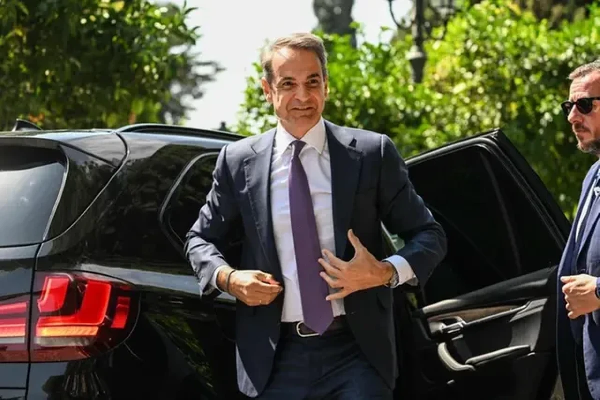 Kyriakos Mitsotakis sworn in for second term as Greece's PM