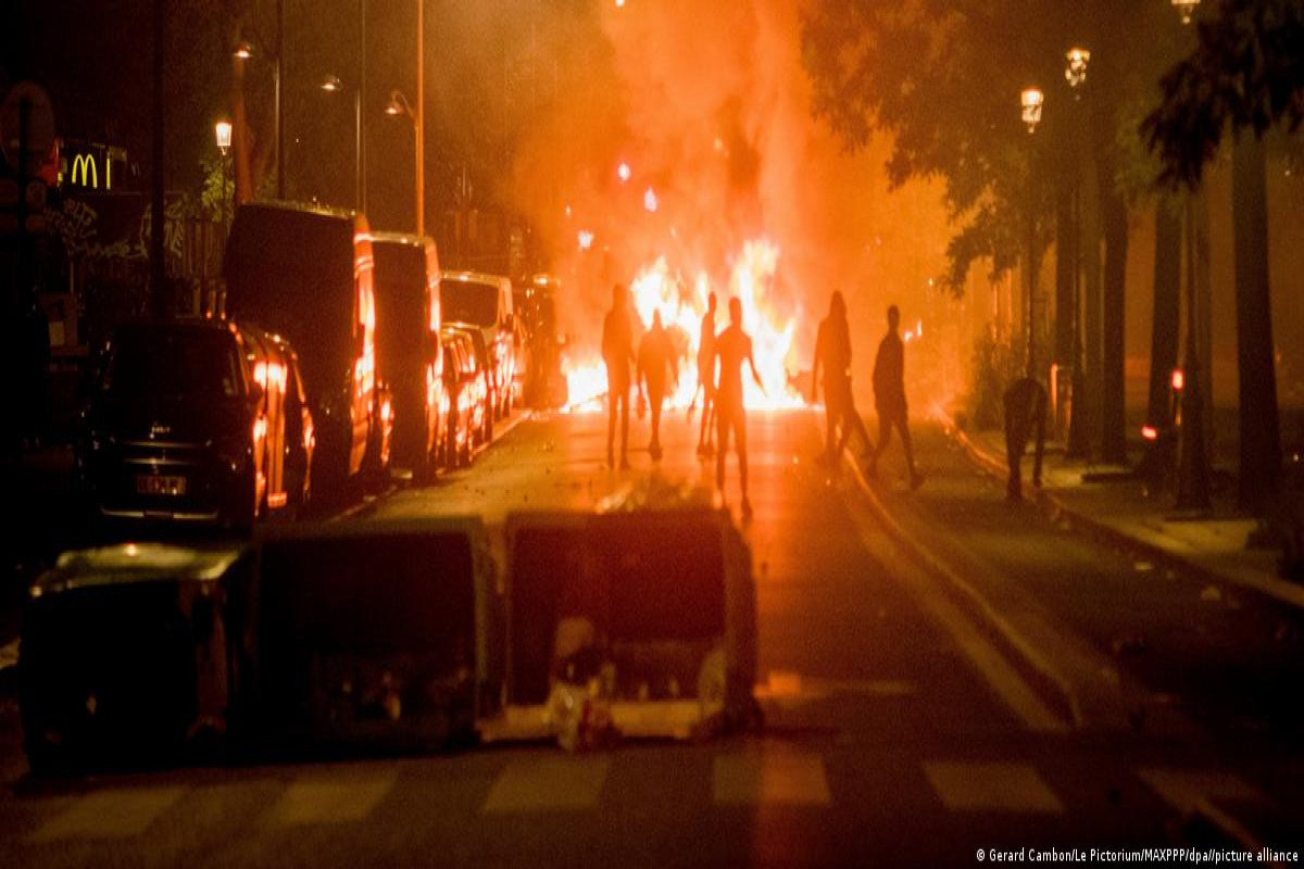 Macron says violence "absolutely unjustifiable"