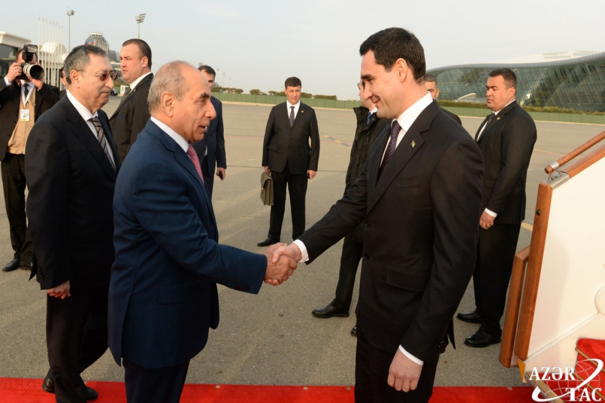 President of Turkmenistan arrives in Azerbaijan