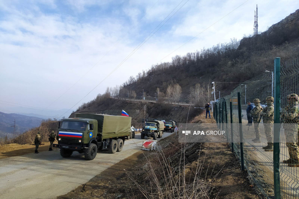 12 vehicles of Russian peacekeepers move freely through Lachin-Khankendi road-PHOTO 