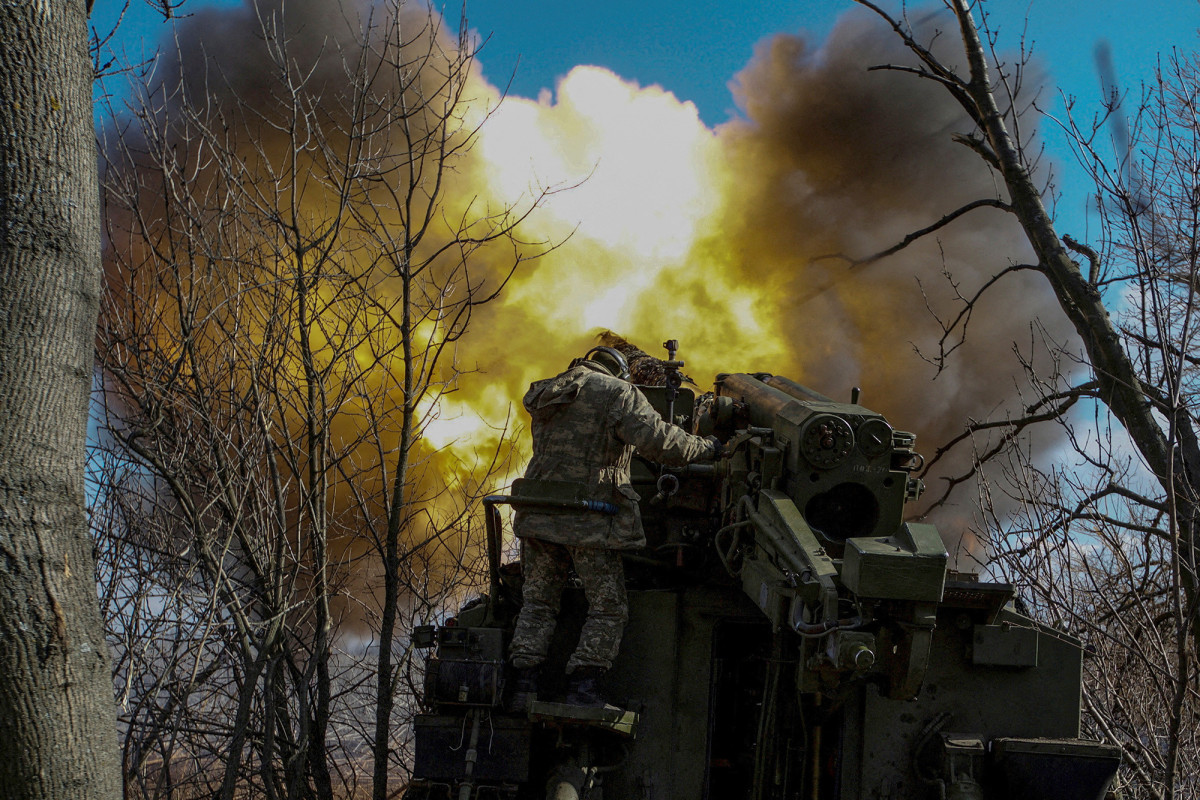Ukraine says Russians sustained "significant losses" in dozens of attacks on Bakhmut