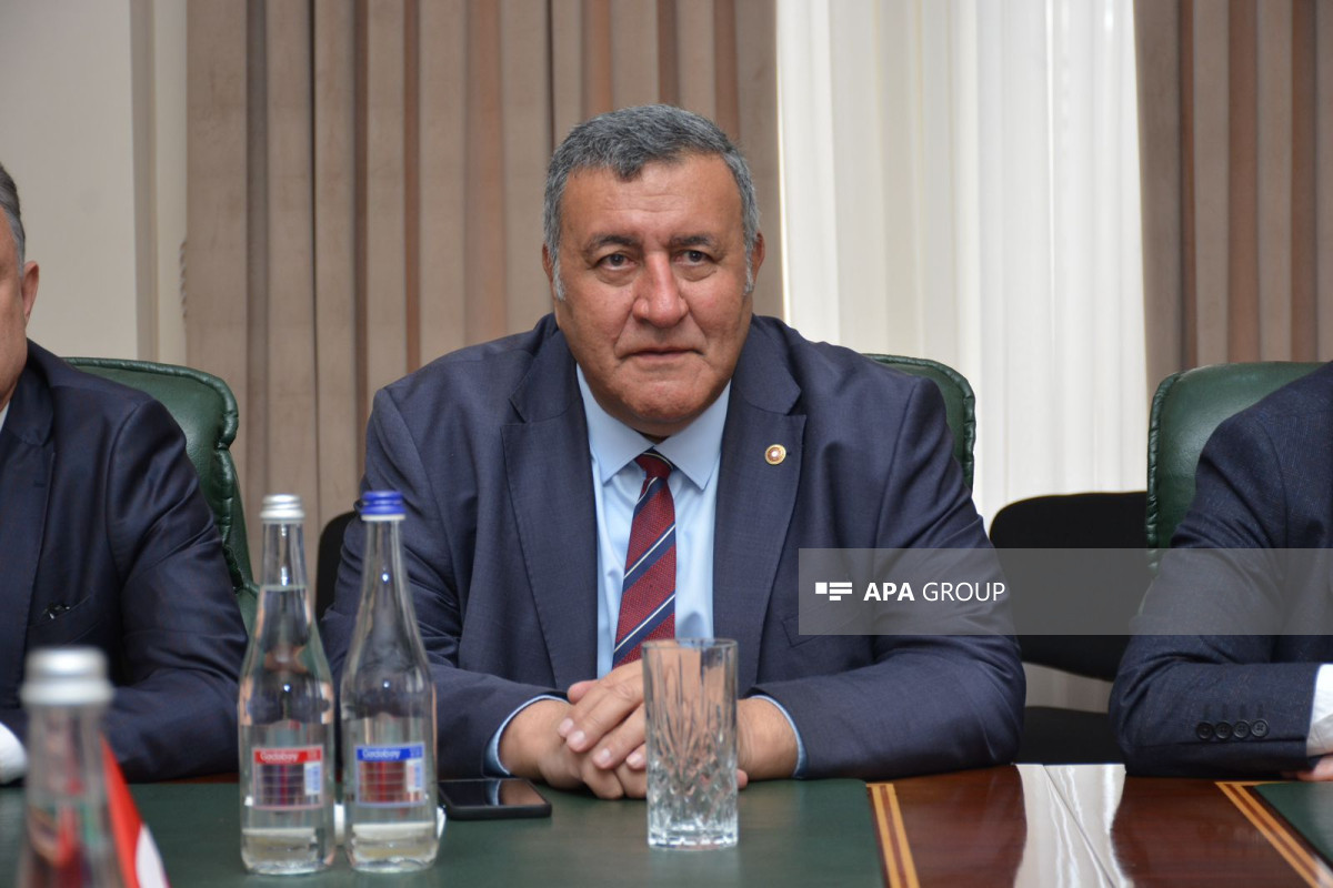 A meeting held between TurkPA delegation at Western Azerbaijan Community-PHOTO 