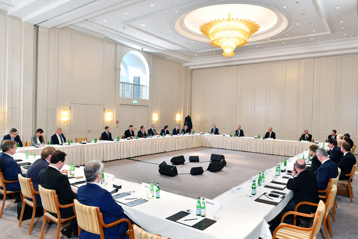 President Ilham Aliyev met with German businessmen-PHOTO -UPDATED 