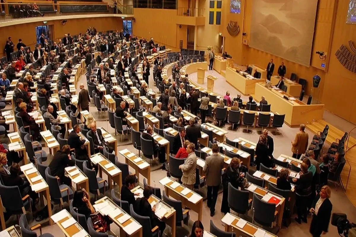 Swedish lawmakers overwhelmingly voted in favor of the country joining NATO