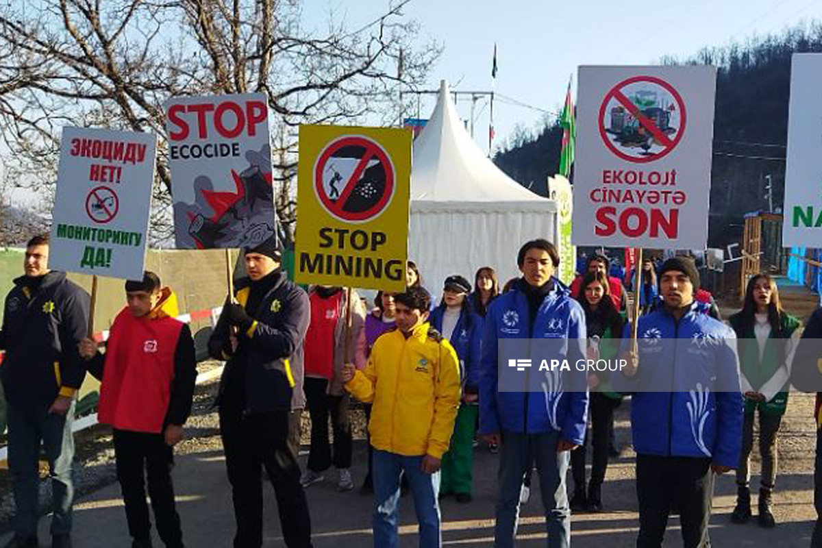 Peaceful protest of Azerbaijani eco-activists on Lachin-Khankendi road enters  103rd day-PHOTO 