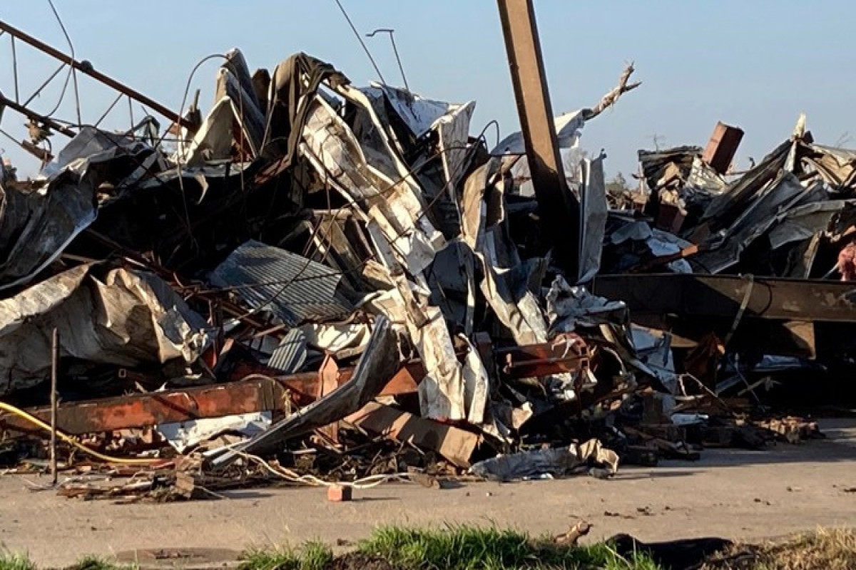 Mississippi governor declares state of emergency in wake of deadly storms