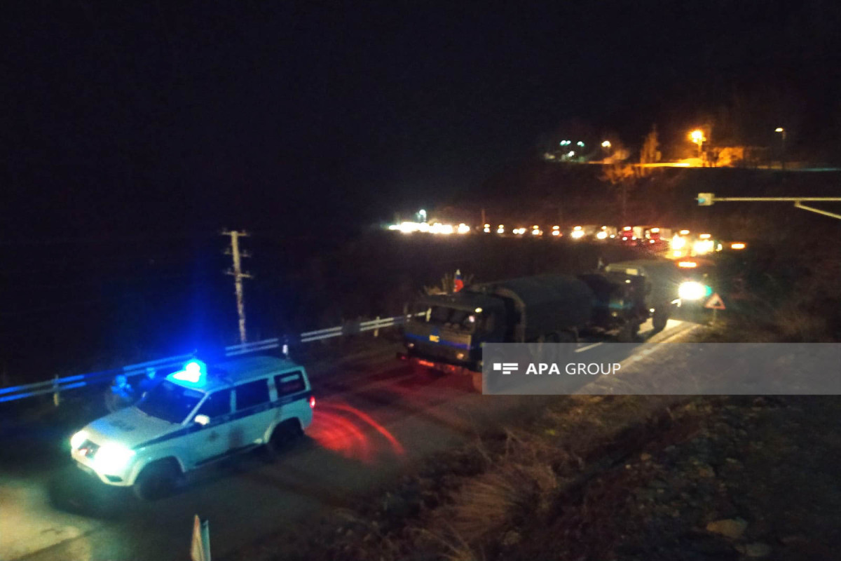 29 vehicles belonging to Russian peacekeepers move freely along Azerbaijan's Lachin-Khankendi road-PHOTO 