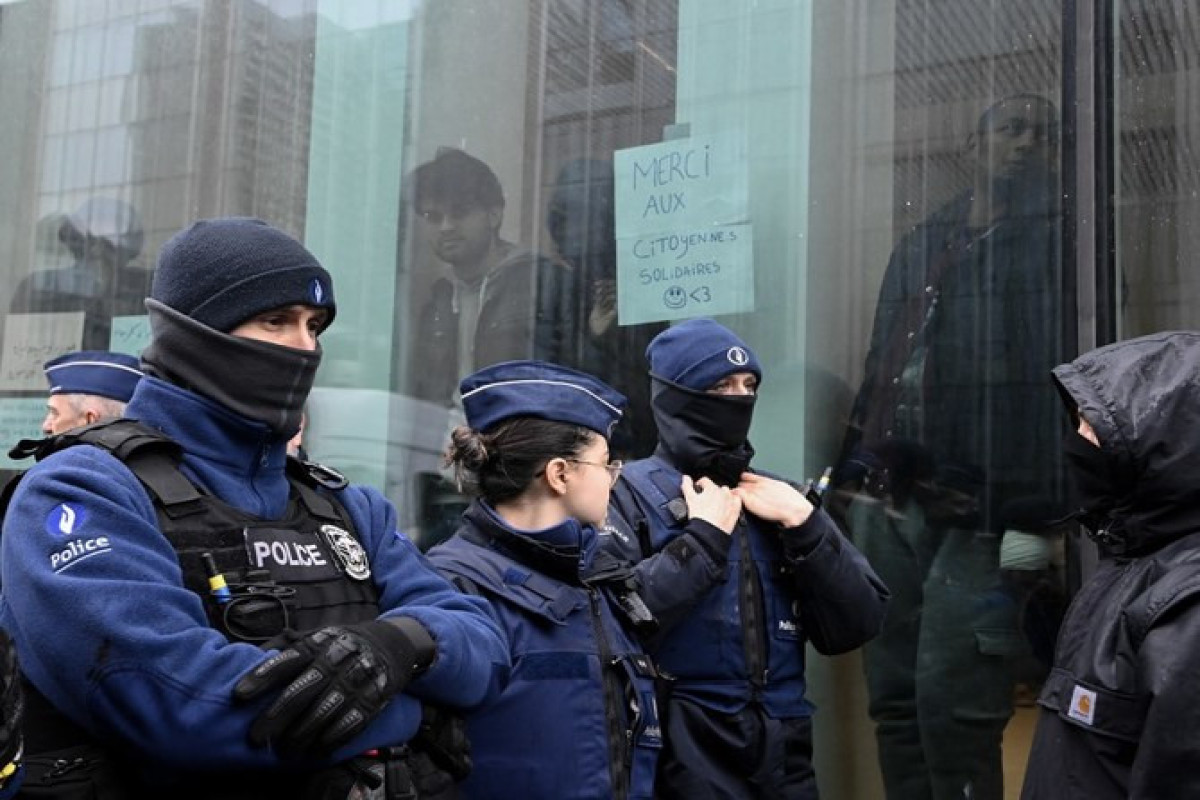 Police in Belgium arrest 8 people in counterterrorism raids