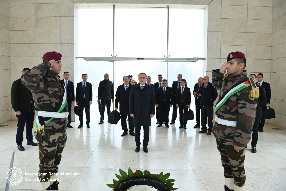 Azerbaijani FM visits Yasser Arafat's house-museum-PHOTO 