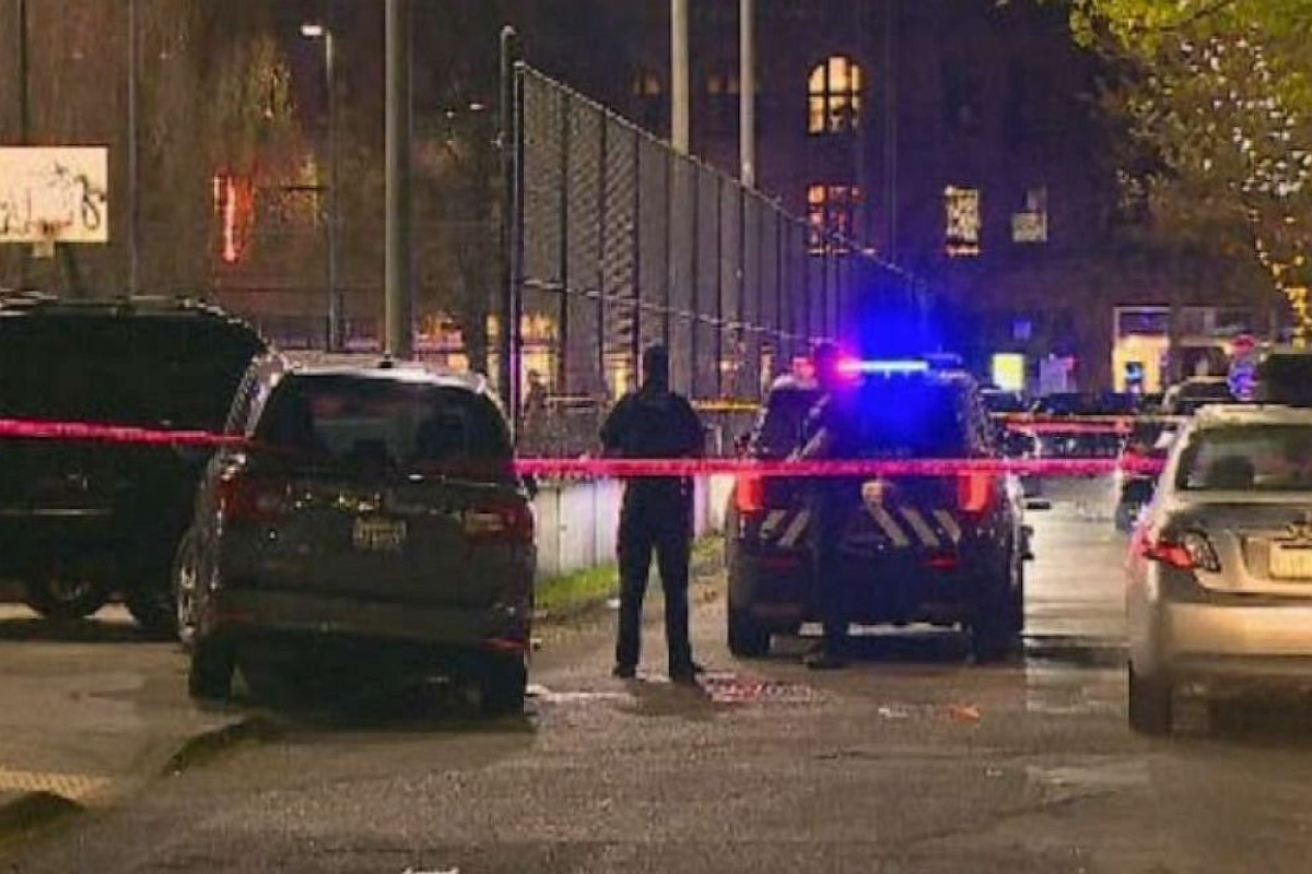 2 dead, 1 injured in shooting in U.S. Seattle
