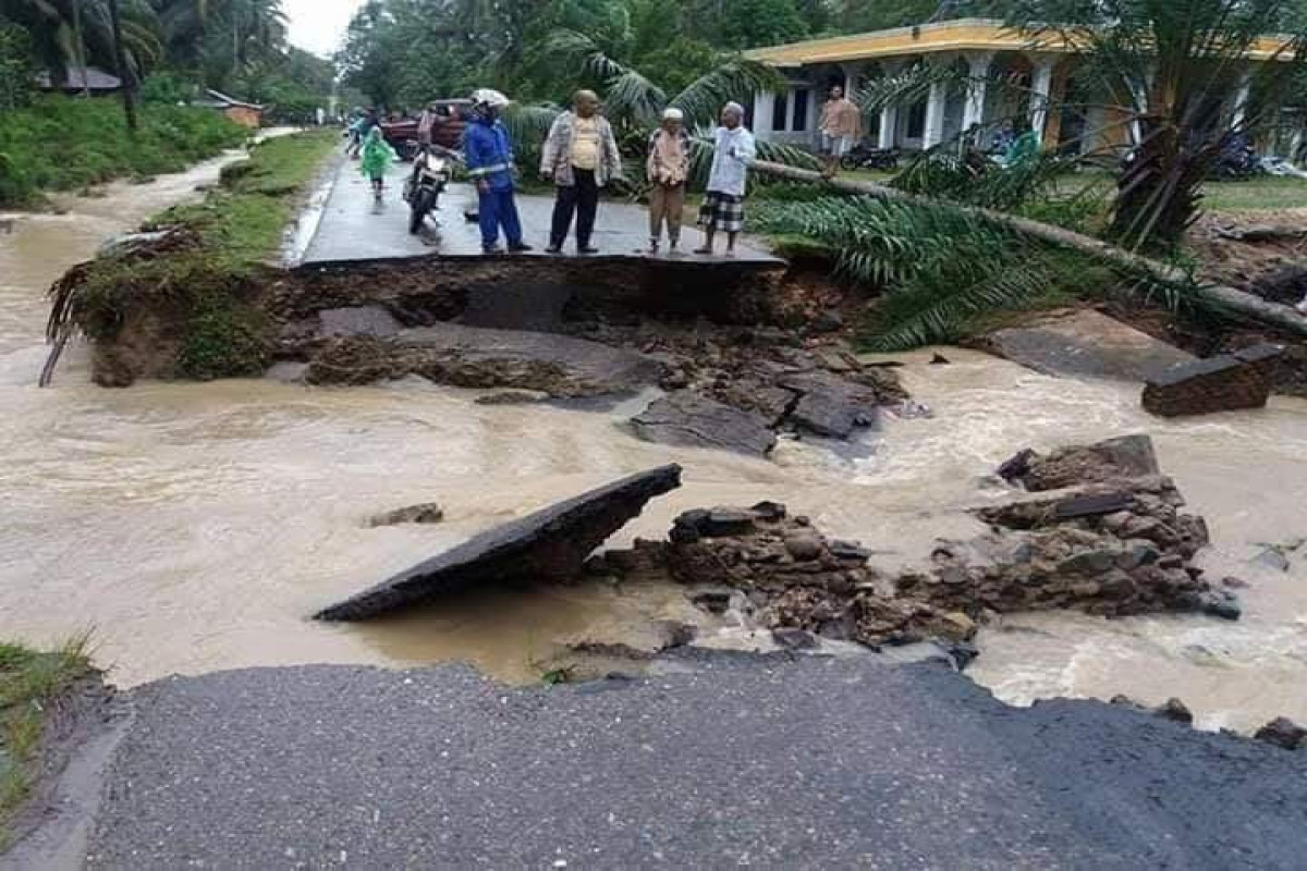 At least 176 killed in flooding in eastern DR Congo: governor