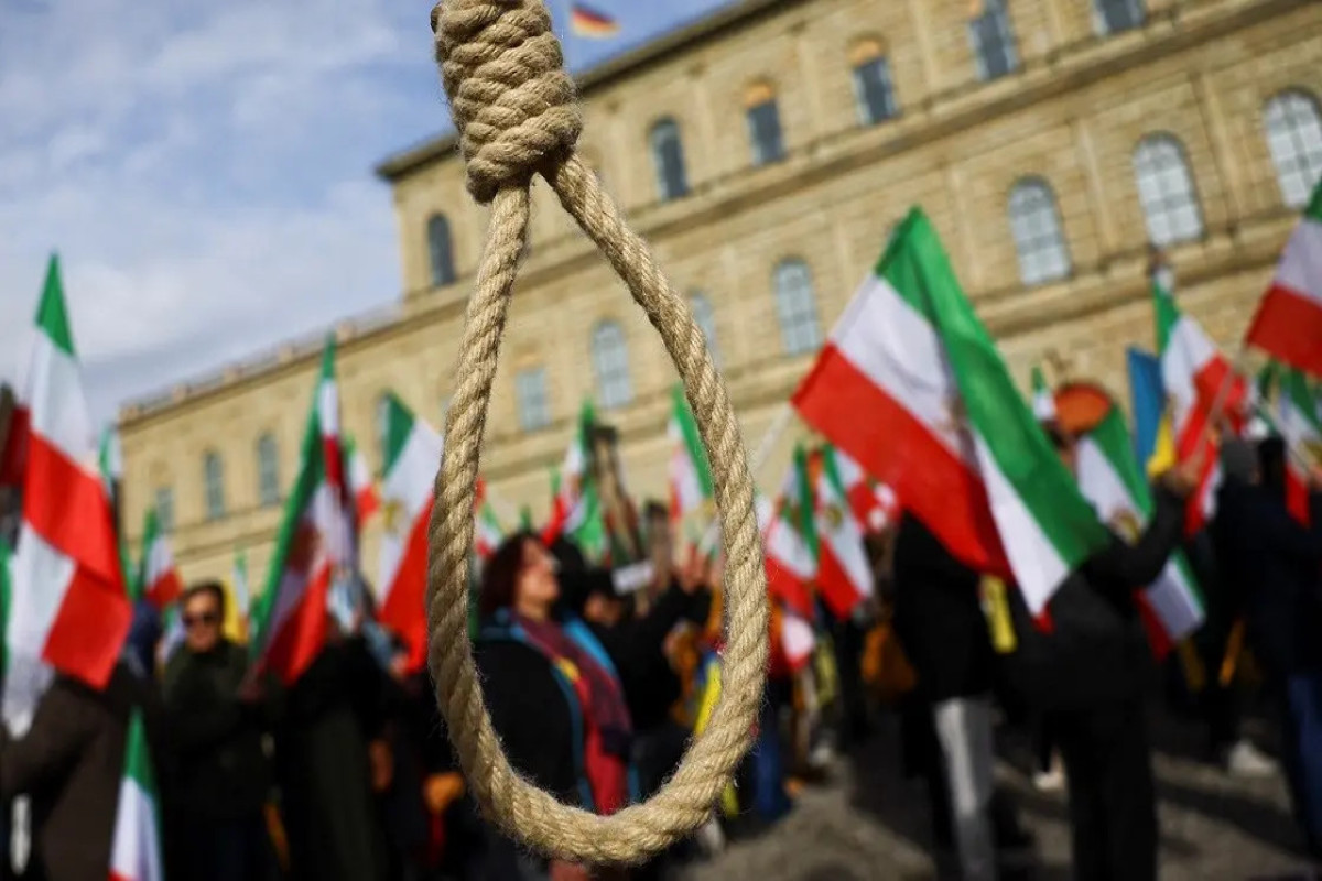 Iran hangs two men for blasphemy, says report