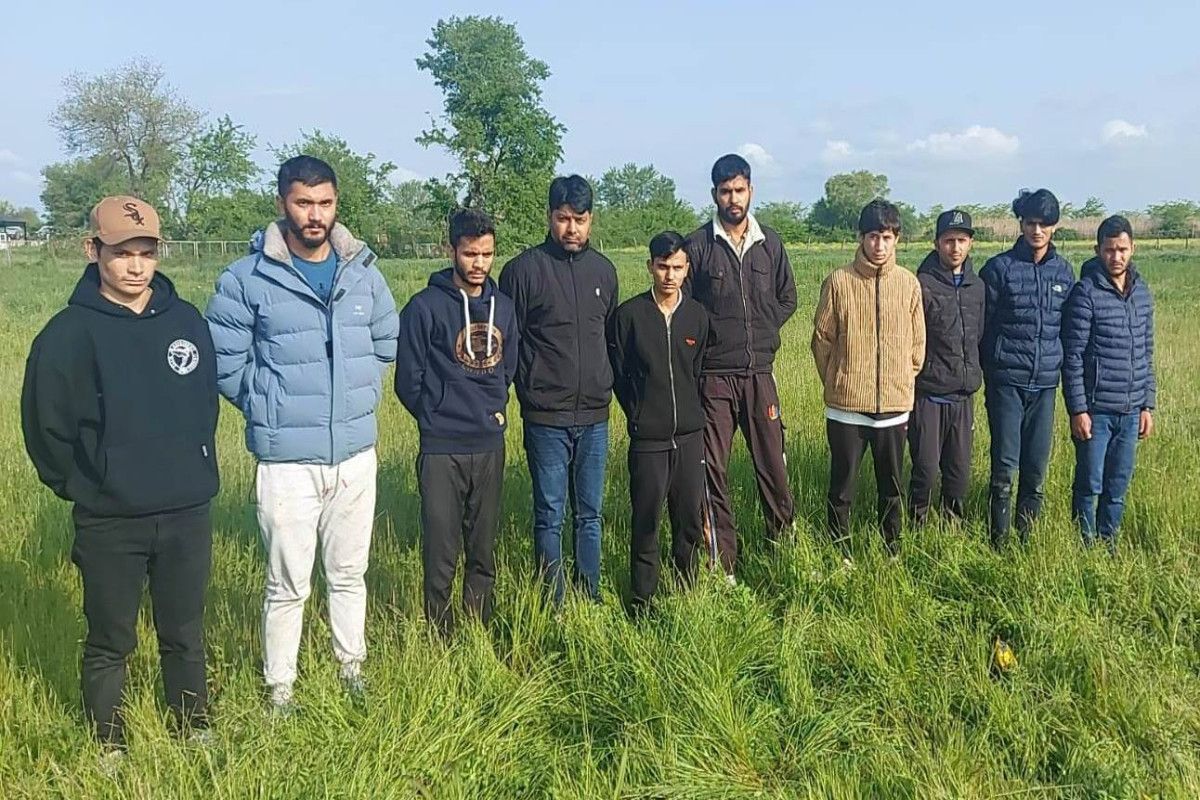 Azerbaijan Border guards detained 10 Nepali attempting violate state border-PHOTO 