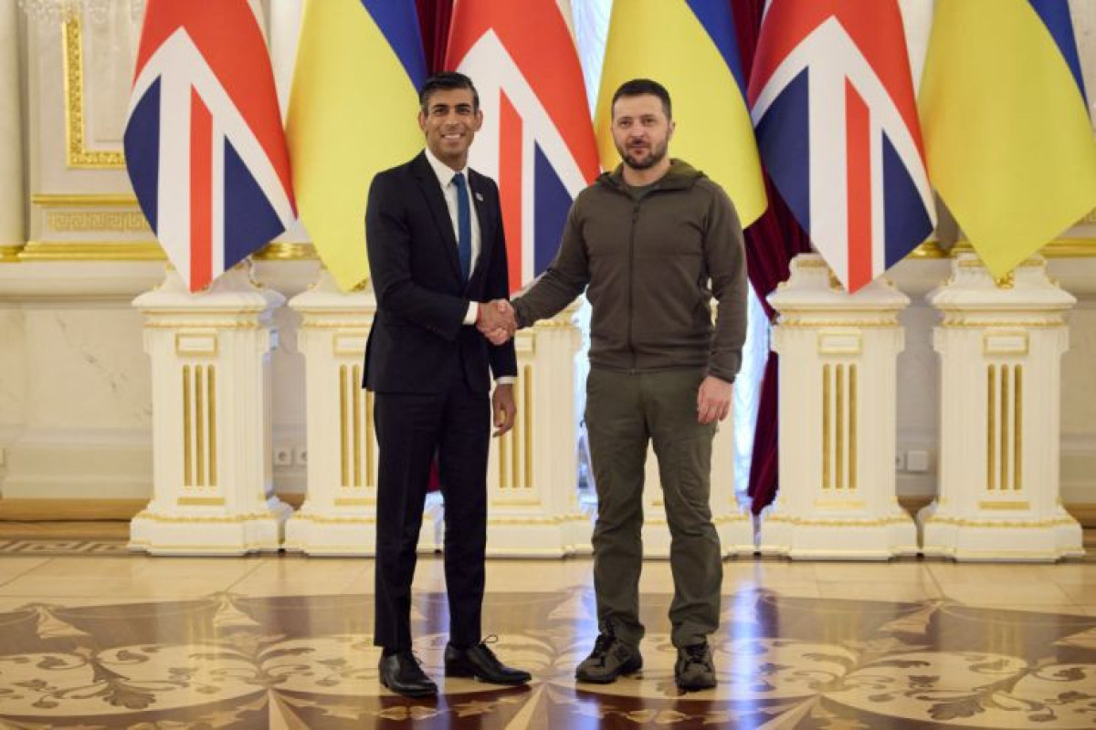 Zelensky to meet Rishi Sunak in surprise UK visit