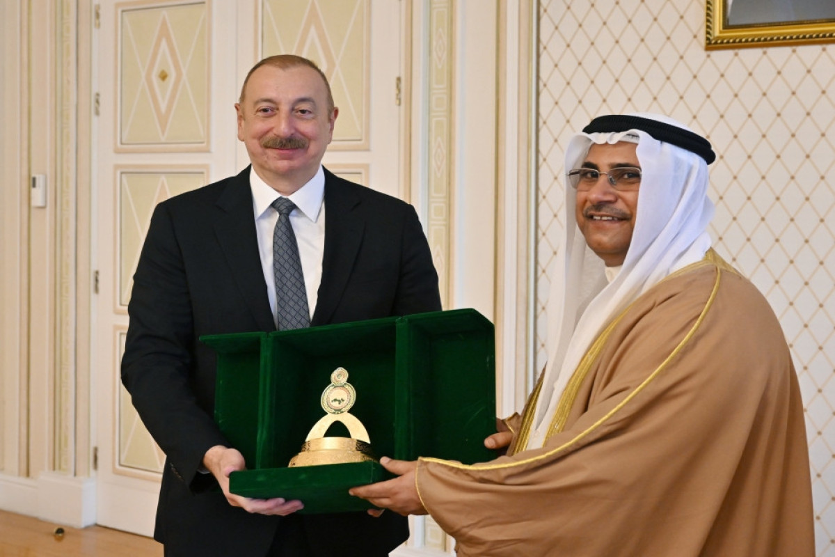 President of Azerbaijan Ilham Aliyev received President of Arab Parliament-UPDATED 
