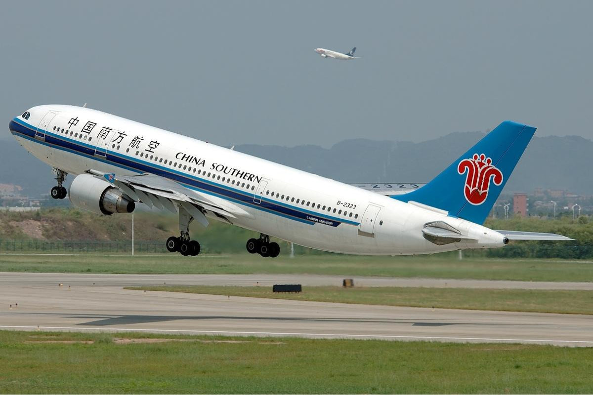 China Southern Airlines resumes regular flights from Xi'an to Ashgabat