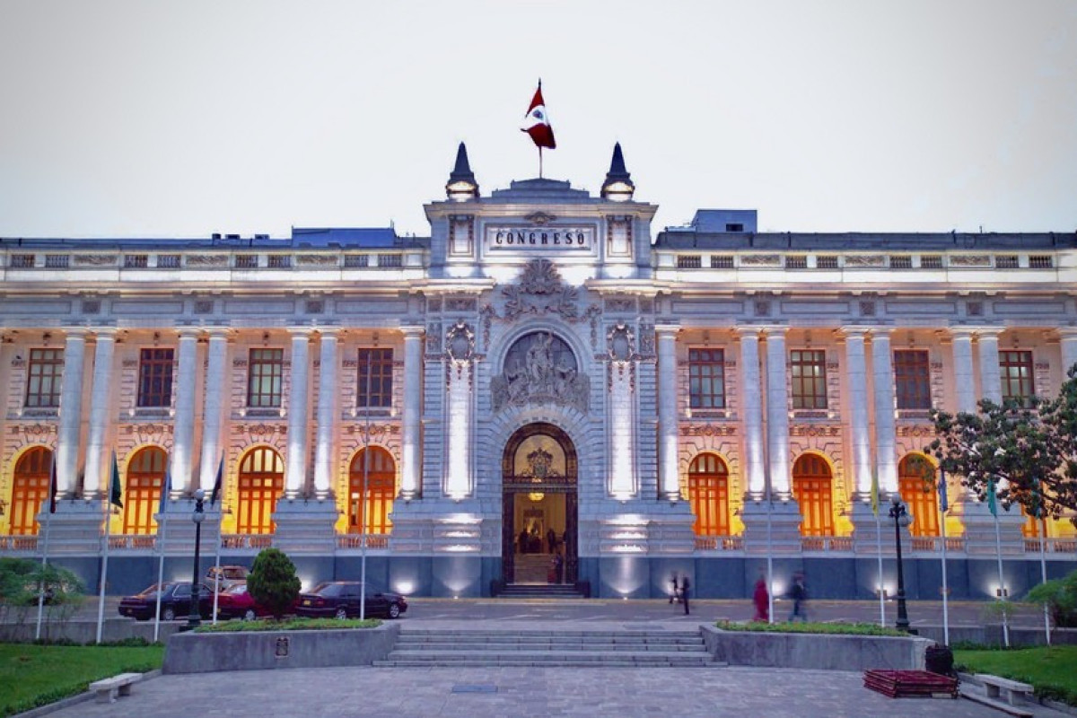 Peruvian Congress declares Mexican president persona-non-grata