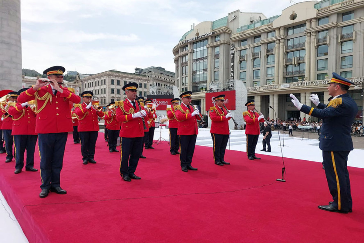 Azerbaijan Defense Minister participated in the military parade held in Georgia-PHOTO 
