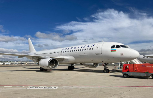 AZAL to purchase three Airbus A320 aircrafts