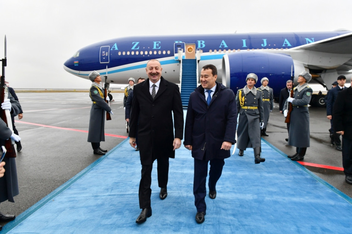 President Ilham Aliyev embarked on visit to Kazakhstan