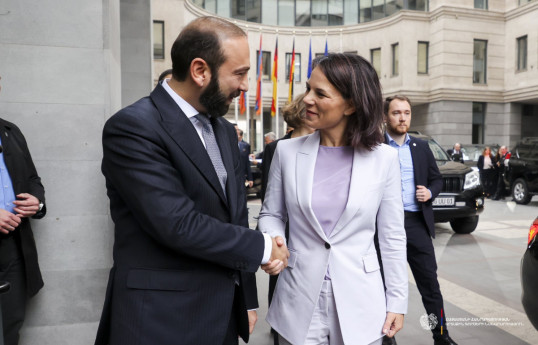 Armenian Foreign Minister Ararat Mirzoyan and the Minister of Foreign Affairs of Germany Annalena Baerbock