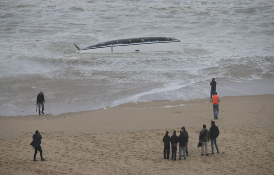Sailboat sinks in Portugal, killing 4