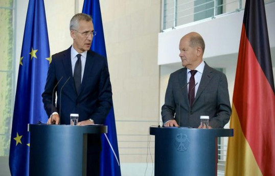 Jens Stoltenberg, NATO Secretary General and Olaf Scholz, Chancellor of Germany