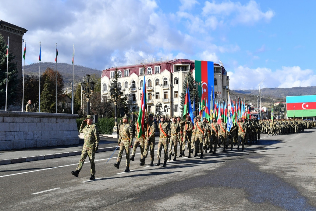 Military parade in Khankandi -VIDEO 