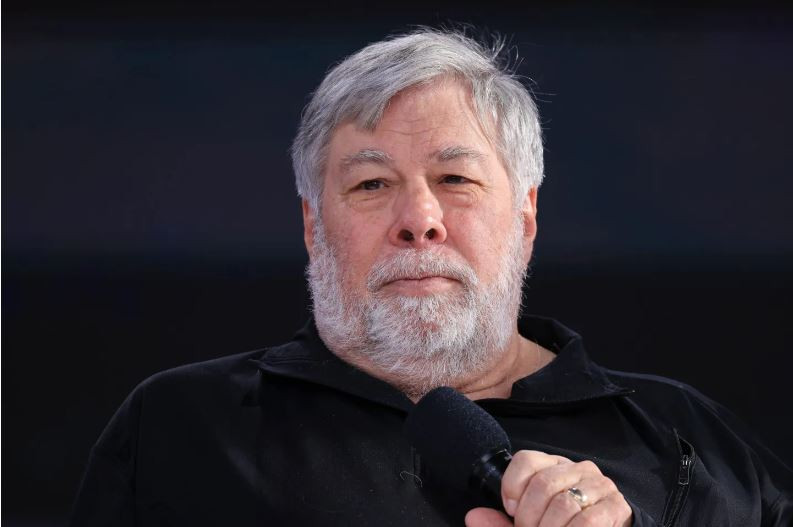 Apple co-founder Steve Wozniak hospitalized in Mexico due to a stroke - Vimarsana News
