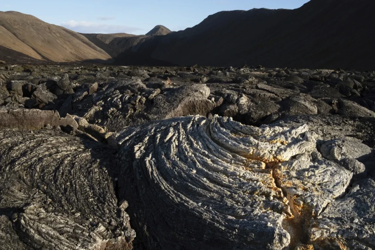 Iceland declares state of emergency, evacuates residents over threat of volcanic eruption