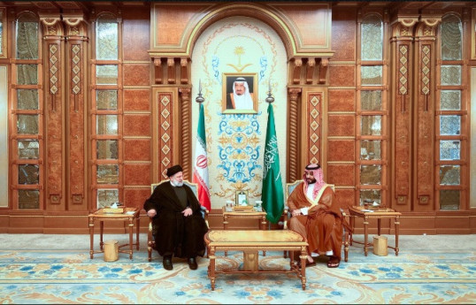 Iranian president meets with Saudi crown prince in Riyadh