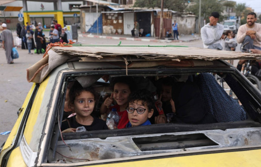 Israel says it's ready to evacuate babies from Gaza hospital as fighting rages