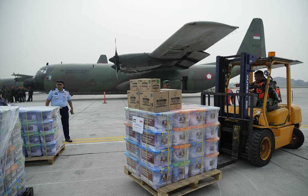 Jordan airdrops humanitarian aid for Gaza field hospital - Vimarsana News