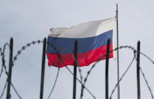 EU takes aim at key exports to Russia in new sanctions-UPDATED 
