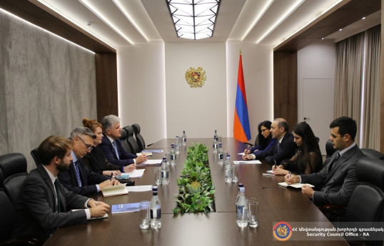 Armenian Secretary of Security Council, Assistant to UN Secretary General mull normalization process with Azerbaijan