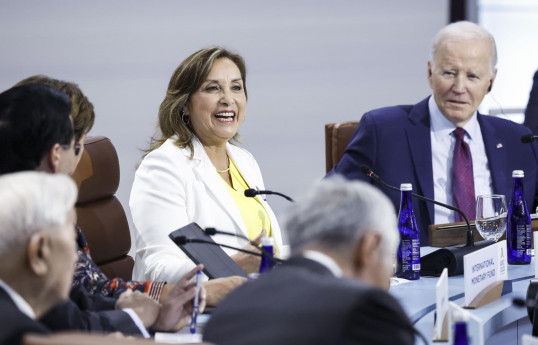 Biden officially transfers APEC chair to Peruvian President